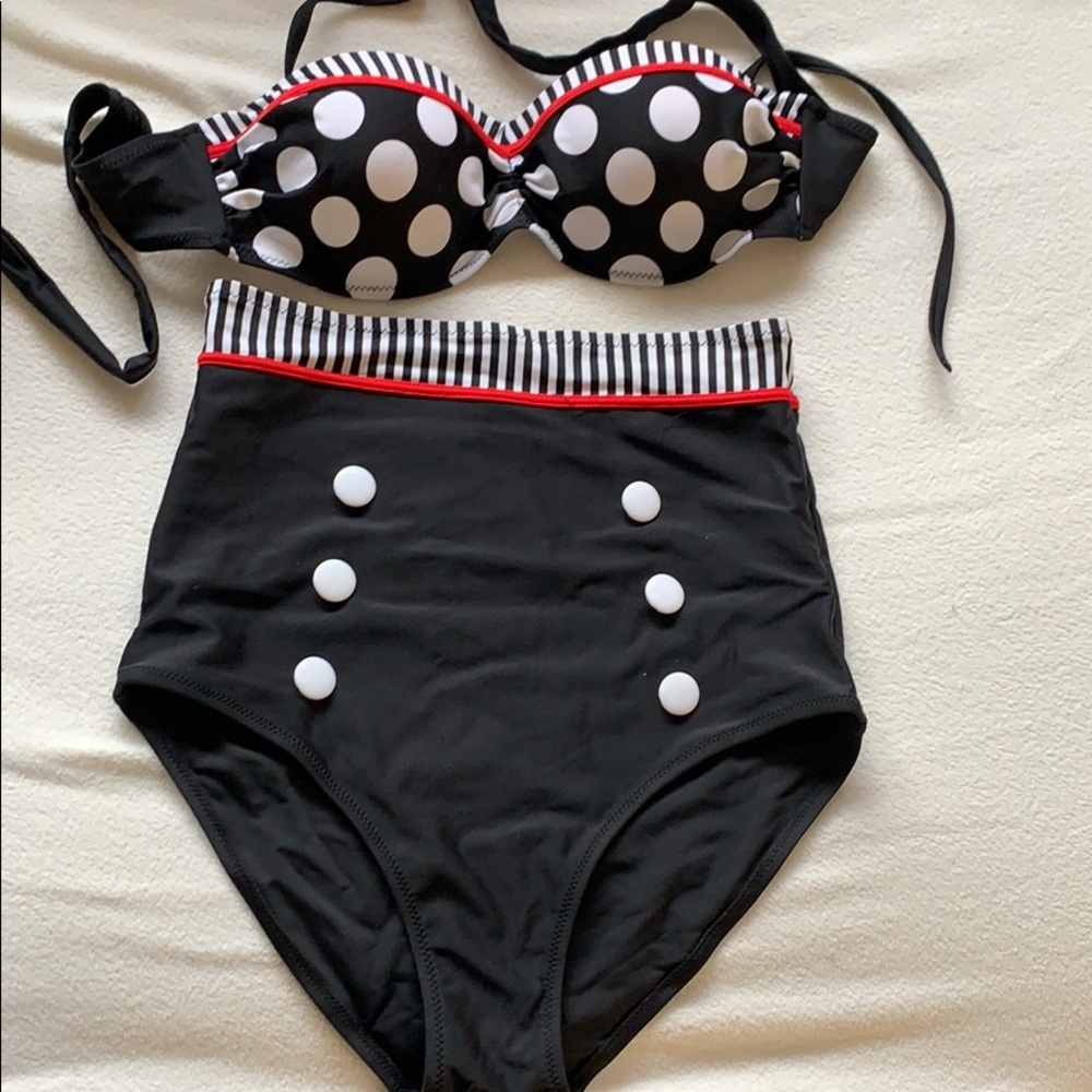Size small  vintage swimwear